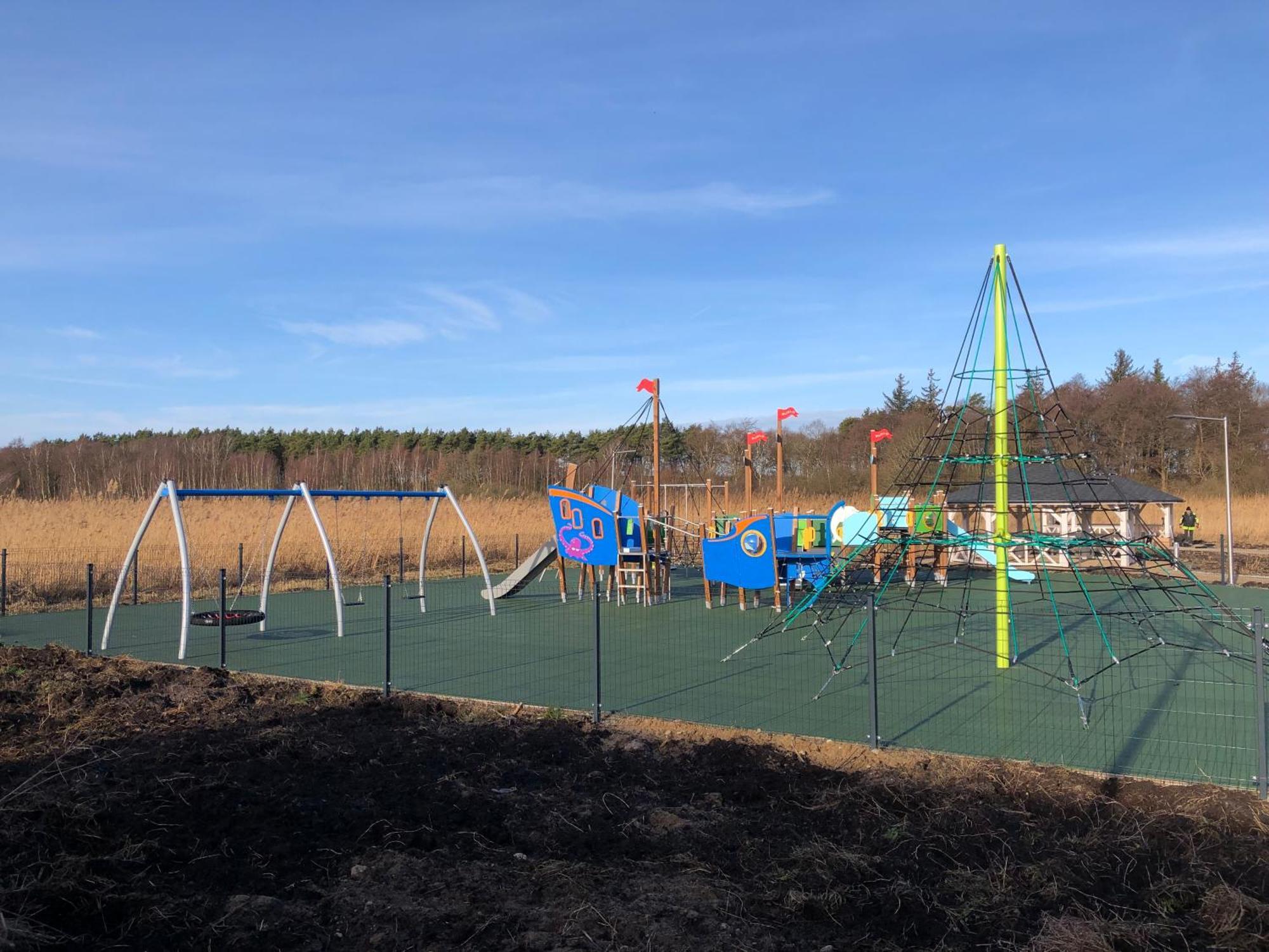Apartament Piaskowy Sunset Resort Grzybowo  Exteriör bild